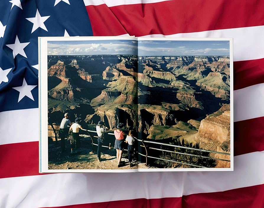洋書 National Geographic THE UNITED STATES OF National Geographic. The United States of America: Walker